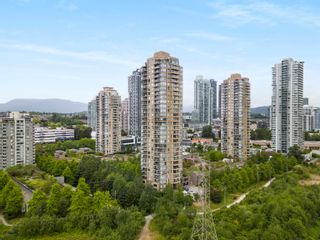 Photo 1: 2904 2345 MADISON Avenue in Burnaby: Brentwood Park Condo for sale (Burnaby North)  : MLS®# R2781767