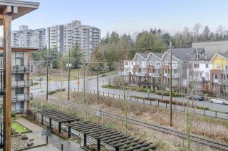 Photo 15: 403 3133 RIVERWALK Avenue in Vancouver: South Marine Condo for sale in "NEW WATER" (Vancouver East)  : MLS®# R2443466