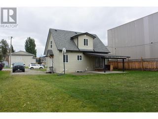 Photo 2: 337 CALLANAN STREET in Quesnel: House for sale : MLS®# R2873379
