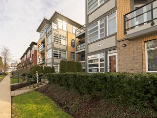 Photo 2: 104 5692 KINGS Road in Vancouver: University VW Condo for sale in "O'Keefe" (Vancouver West)  : MLS®# V1049459