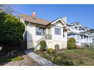 Photo 3: 3955 FRANCES Street in Burnaby: Willingdon Heights House for sale in "Willingdon Heights" (Burnaby North)  : MLS®# V1050591
