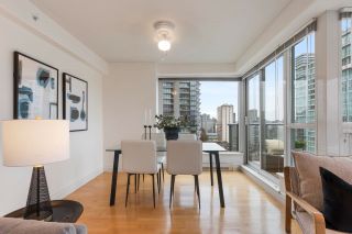 Photo 10: 1802 560 CARDERO Street in Vancouver: Coal Harbour Condo for sale in "AVILA" (Vancouver West)  : MLS®# R2860678