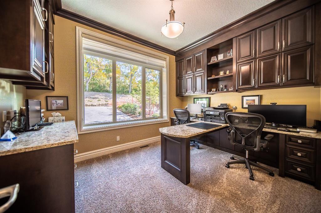 Photo 22: Photos: 2854 77 Street SW in Calgary: Springbank Hill Detached for sale : MLS®# A1150826