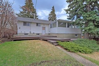 Photo 5: 4311 19 Street NW in Calgary: Charleswood Detached for sale : MLS®# A2127918