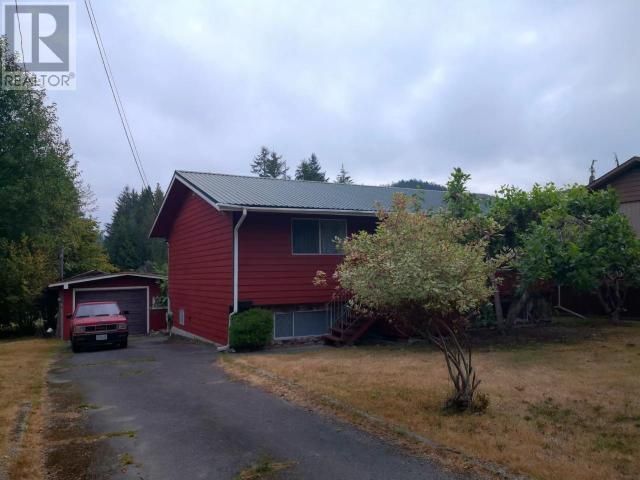 Main Photo: 5382 MANSON AVE in Powell River: House for sale : MLS®# 16883