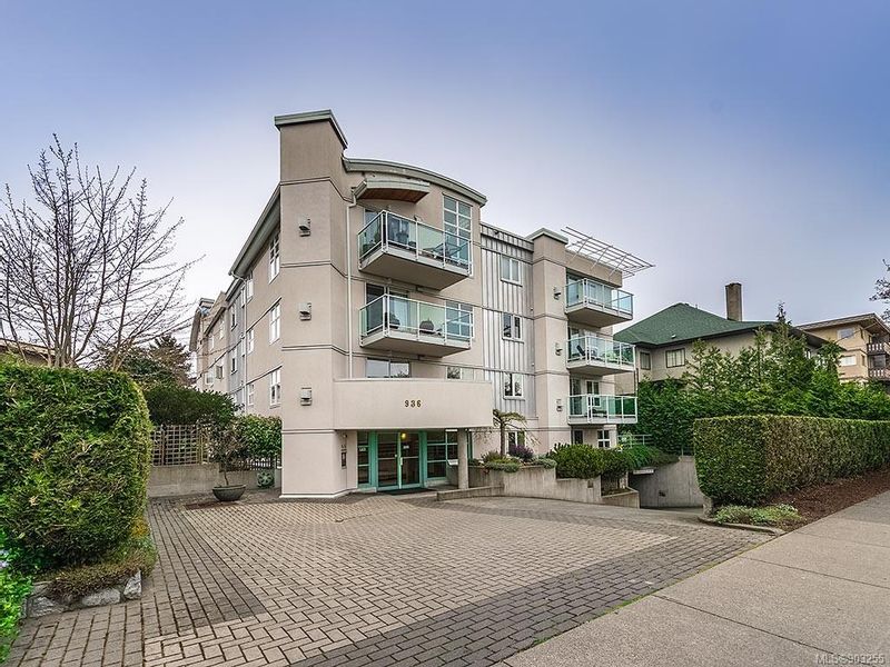 FEATURED LISTING: 302 - 936 Fairfield Rd Victoria