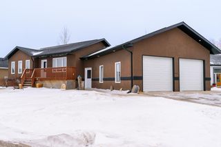 Photo 1: 349 Sunset Bay in Plum Coulee: R35 Residential for sale (R35 - South Central Plains)  : MLS®# 202227826