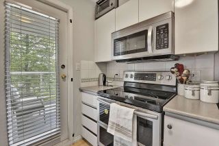 Photo 6: 105 8460 JELLICOE Street in Vancouver: South Marine Condo for sale (Vancouver East)  : MLS®# R2702193