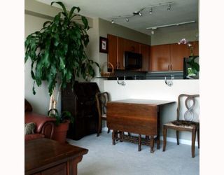 Photo 5: 2308 63 KEEFER Place in Vancouver: Downtown VW Condo for sale (Vancouver West)  : MLS®# V786386