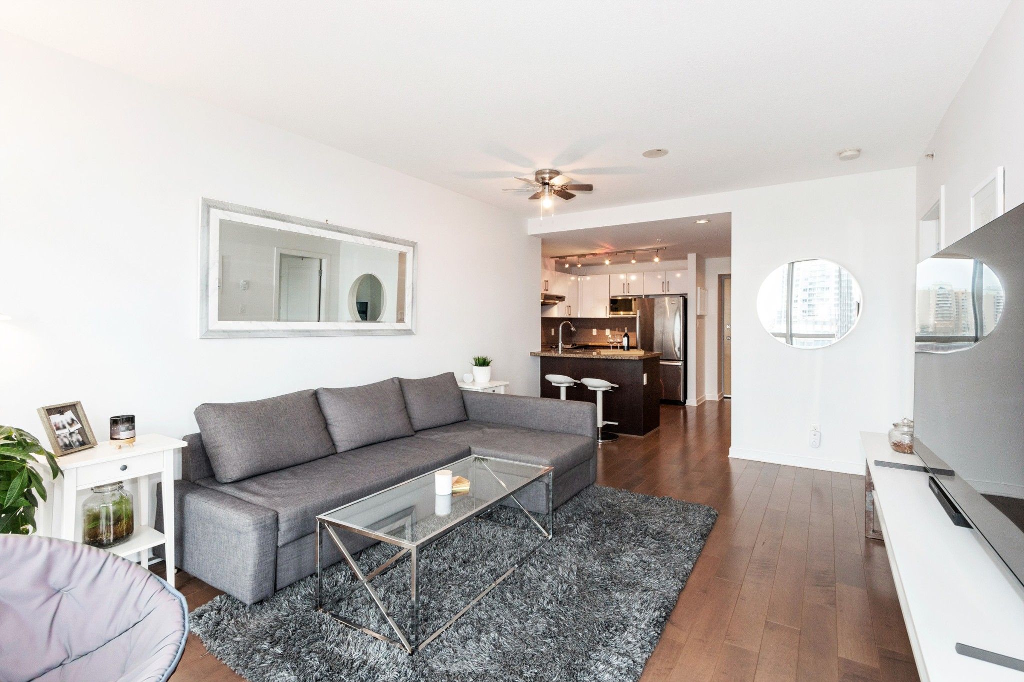 Photo 5: Photos: 710 14 BEGBIE Street in New Westminster: Quay Condo for sale in "Interurban" : MLS®# R2664260