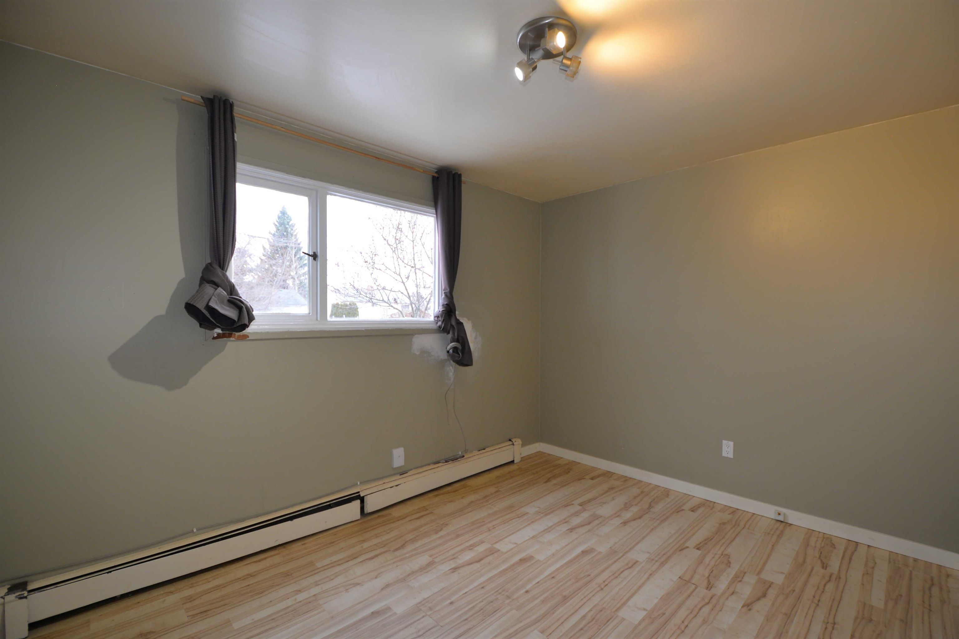Photo 8: Photos: 1255 - 1257 DOUGLAS Street in Prince George: Central Duplex for sale in "Central" (PG City Central (Zone 72))  : MLS®# R2652788