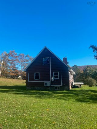 Photo 4: 51 Bayview Drive in Whycocomagh: 306-Inverness County / Inverness Residential for sale (Highland Region)  : MLS®# 202322949
