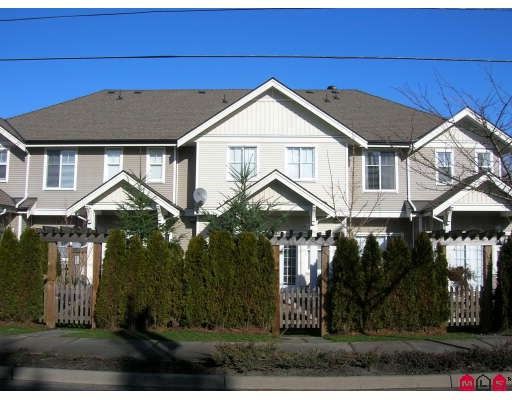 Main Photo: 19 21535 88TH Avenue in Langley: Walnut Grove Townhouse for sale in "REDWOOD LANE" : MLS®# F2803910