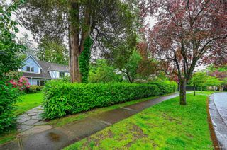 Photo 3: 1383 W 32ND Avenue in Vancouver: Shaughnessy House for sale (Vancouver West)  : MLS®# R2685147