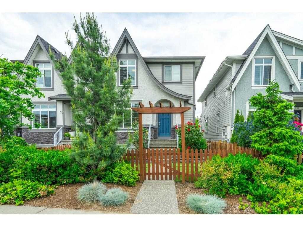 Main Photo: 20927 80 Avenue in Langley: Willoughby Heights Condo for sale in "AMBIANCE" : MLS®# R2587335