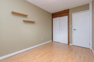 Photo 30: 503 Macaulay St in Esquimalt: Es Old Esquimalt Half Duplex for sale : MLS®# 896120