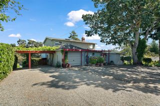 Photo 2: 1164/1166 Rhoda Lane in Esquimalt: Es Kinsmen Park House for sale : MLS®# 908110
