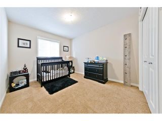 Photo 12: 166 CRESTMONT Drive SW in Calgary: Crestmont House for sale : MLS®# C4039400