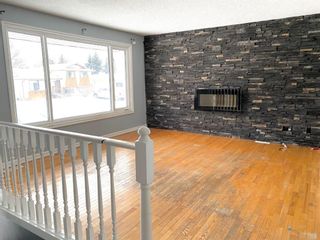 Photo 3: 142 Caldwell Crescent: Fort McMurray Detached for sale : MLS®# A2102574