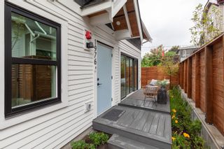 Photo 4: 1976 E 7TH Avenue in Vancouver: Grandview Woodland Townhouse for sale (Vancouver East)  : MLS®# R2832805