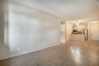 Photo 9: 211 3810 43 Street SW in Calgary: Glenbrook Apartment for sale : MLS®# A2019581