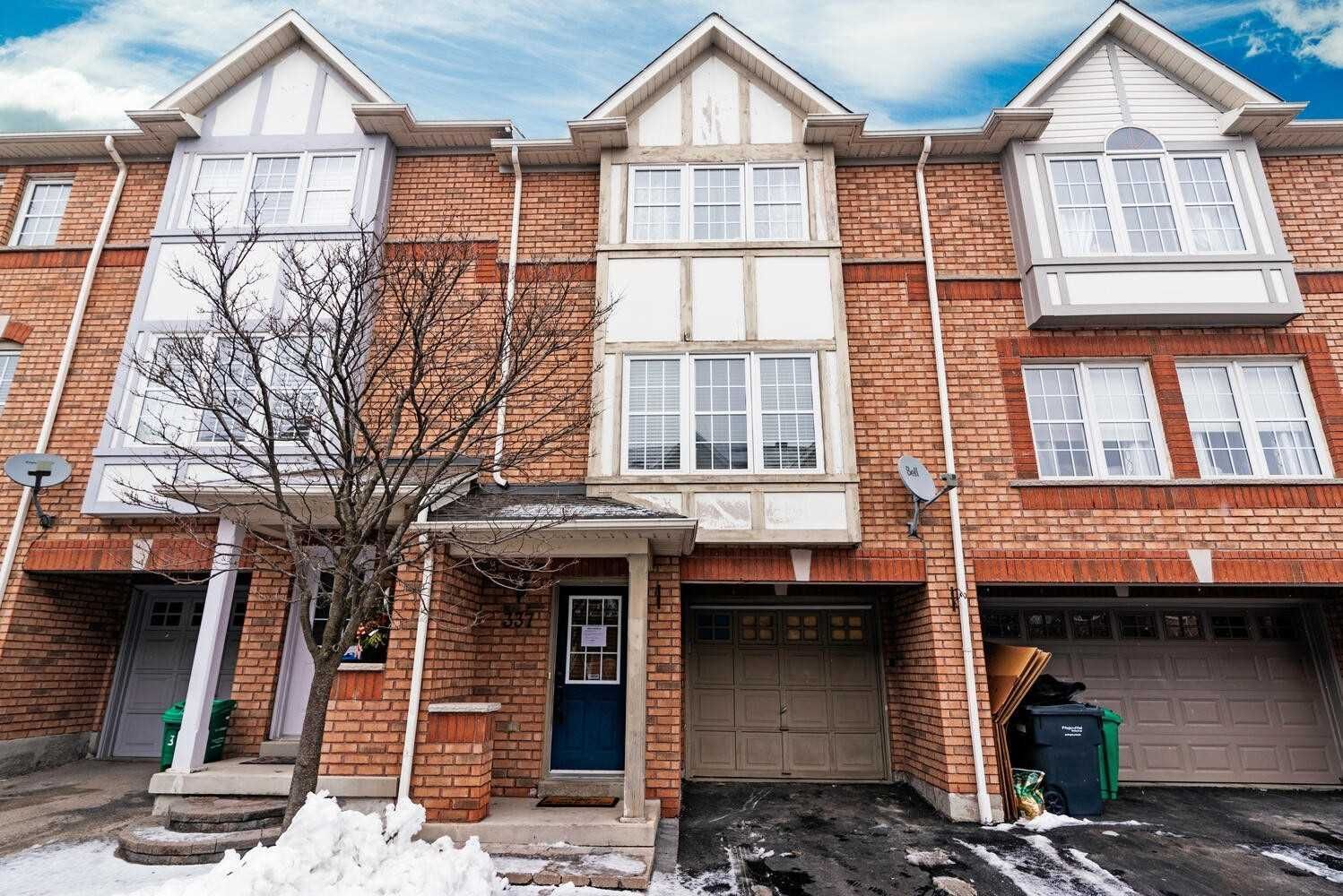 Main Photo: 337 3030 Breakwater Court in Mississauga: Cooksville Condo for sale : MLS®# W5110940