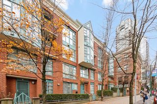 Main Photo: 929 HOMER Street in Vancouver: Yaletown Townhouse for sale (Vancouver West)  : MLS®# R2836655