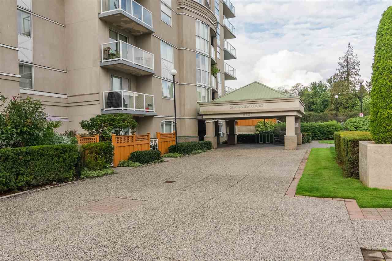 Photo 3: Photos: 1405 10523 UNIVERSITY Drive in Surrey: Whalley Condo for sale in "GRANDVIEW COURT" (North Surrey)  : MLS®# R2488510