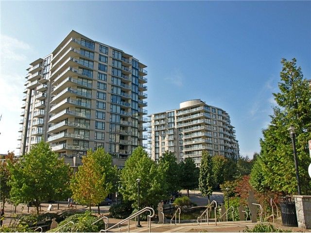 Main Photo: 902 155 W 1ST Street in North Vancouver: Lower Lonsdale Condo for sale in "Time" : MLS®# V1035039