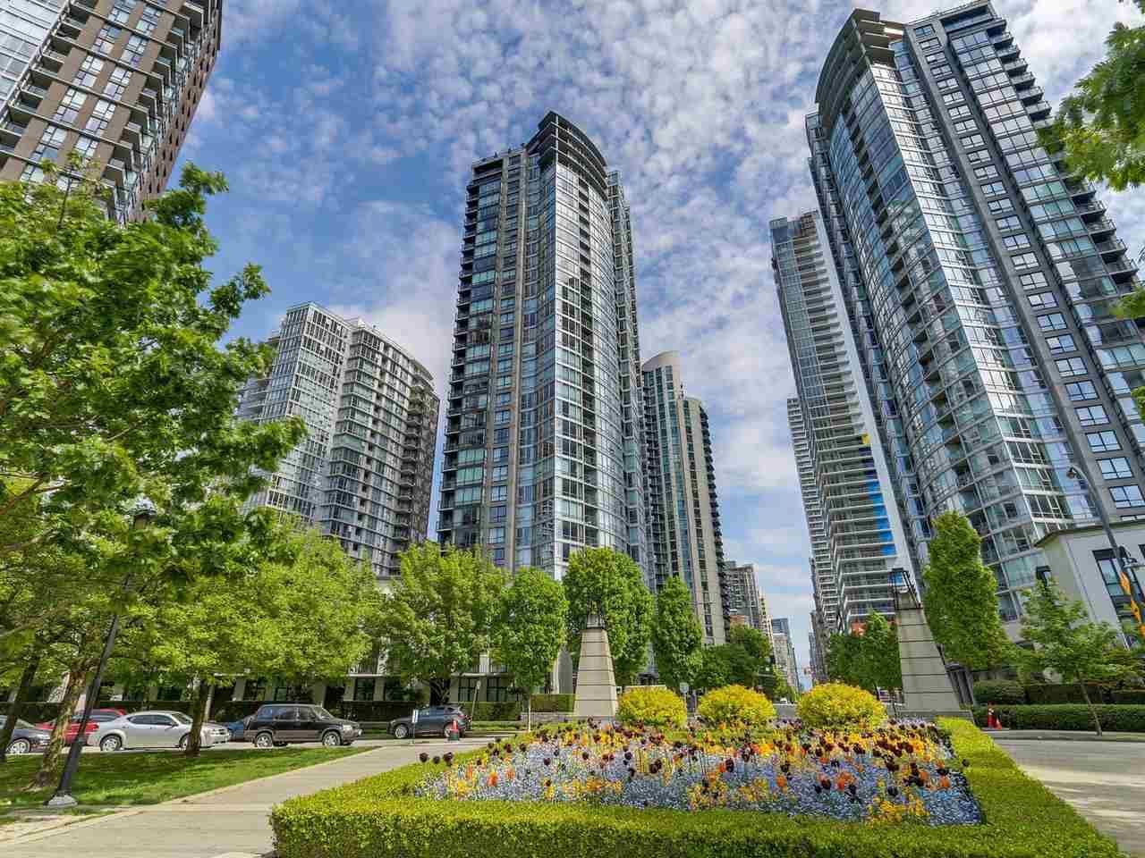 Main Photo: 502 1495 RICHARDS Street in Vancouver: Yaletown Condo for sale in "Yaletown" (Vancouver West)  : MLS®# R2264375
