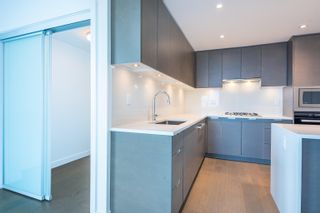 Photo 12: 801 6328 CAMBIE Street in Vancouver: Oakridge VW Condo for sale in "PARK STATION" (Vancouver West)  : MLS®# R2822240