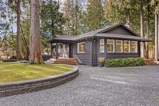 Photo 1: 2933 Baird Rd in Courtenay: CV Courtenay West House for sale (Comox Valley)  : MLS®# 923727