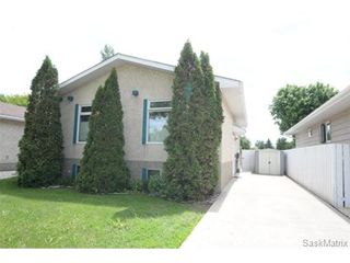 Photo 1: 1307 12TH Avenue North in Regina: Uplands Single Family Dwelling for sale (Regina Area 01)  : MLS®# 503578