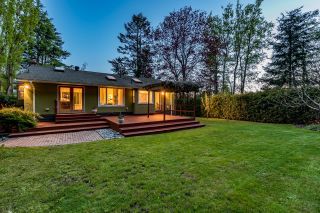 Photo 5: 13671 16 Avenue in Surrey: Sunnyside Park Surrey House for sale (South Surrey White Rock)  : MLS®# R2744956
