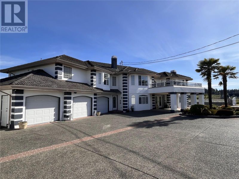 FEATURED LISTING: 7112 Puckle Road Central Saanich