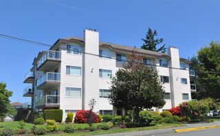 Photo 1: 202 2354 Brethour Ave in Sidney: Si Sidney North-East Condo for sale : MLS®# 933536