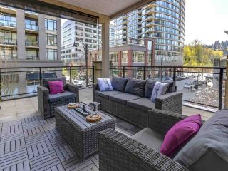 Photo 14: 321 101 MORRISSEY Road in Port Moody: Port Moody Centre Condo for sale : MLS®# R2262238