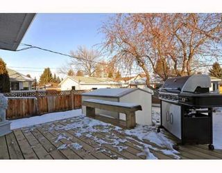 Photo 15: 3128 44 Street SW in CALGARY: Glenbrook Residential Detached Single Family for sale (Calgary)  : MLS®# C3408446