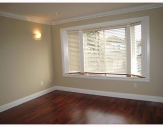 Photo 5: 8318 FREMLIN Street in Vancouver: Marpole 1/2 Duplex for sale (Vancouver West)  : MLS®# V752493