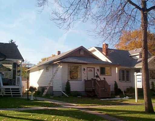 Main Photo: 59 TACHE Avenue in WINNIPEG: St Boniface Residential for sale (South East Winnipeg)  : MLS®# 2414550