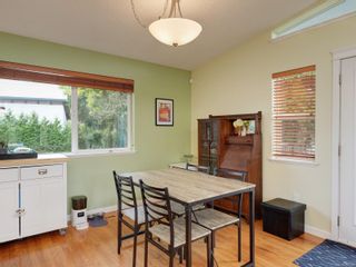 Photo 5: 740 Rockheights Ave in Esquimalt: Es Rockheights House for sale : MLS®# 960454