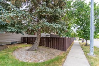 Photo 3: 3 Riverbirch Crescent SE in Calgary: Riverbend Detached for sale : MLS®# A1244755