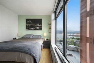 Photo 2: 2105 128 W CORDOVA Street in Vancouver: Downtown VW Condo for sale in "WOODWARDS" (Vancouver West)  : MLS®# R2374821