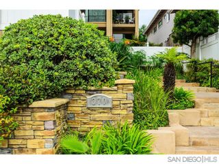 Photo 4: POINT LOMA Condo for sale : 2 bedrooms : 370 Rosecrans #305 in San Diego