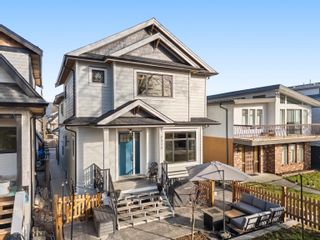 Main Photo: 2317 NAPIER Street in Vancouver: Grandview Woodland 1/2 Duplex for sale in "COMMERCIAL DRIVE" (Vancouver East)  : MLS®# R2858914