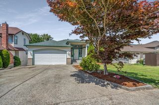 Photo 2: 3173 PIER Drive in Coquitlam: Ranch Park House for sale in "HARBOUR VIEW ESTATES" : MLS®# R2783088