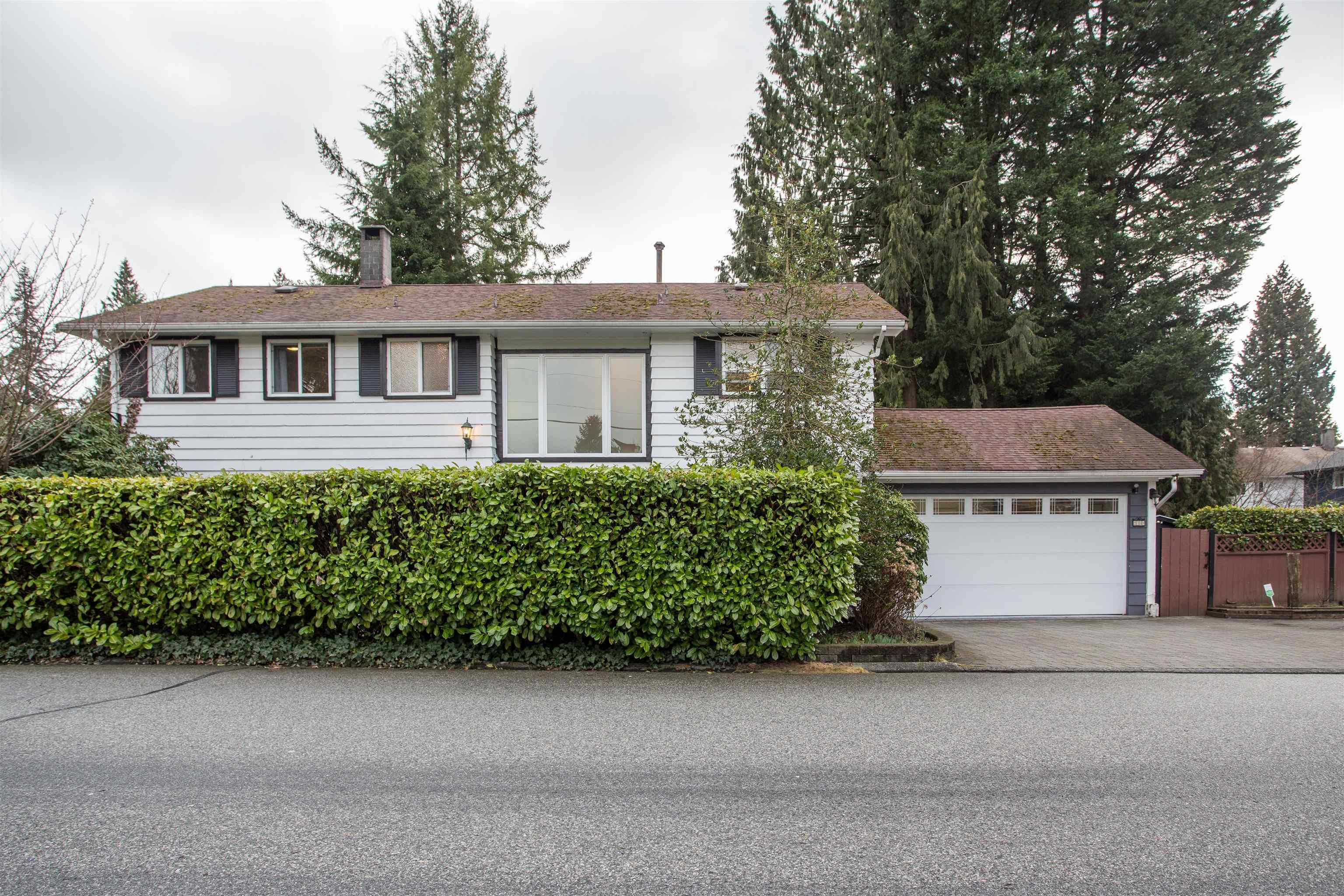 Main Photo: 2758 KILMARNOCK Crescent in North Vancouver: Westlynn Terrace House for sale : MLS®# R2653668