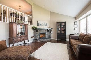 Photo 2: 36029 VILLAGE Knoll in Abbotsford: Abbotsford East House for sale in "Mountain Village" : MLS®# R2062189