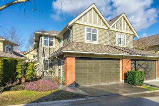 Photo 1: 32 15450 ROSEMARY HEIGHTS Crescent in Surrey: Morgan Creek Townhouse for sale in "THE CARRINGTON" (South Surrey White Rock)  : MLS®# R2847085
