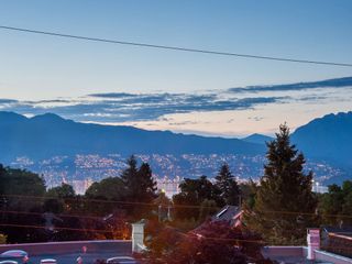 Photo 20: 3711 W 24TH Avenue in Vancouver: Dunbar House for sale in "DUNBAR" (Vancouver West)  : MLS®# R2086786